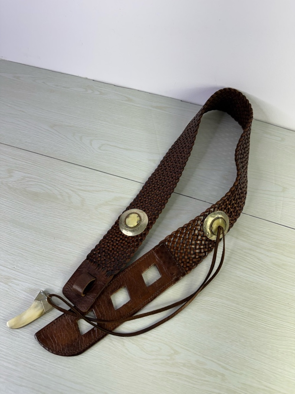 Vintage Woven Leather Waist Belt: Bohemian Western Cowgirl Style - Picture 8 of 8